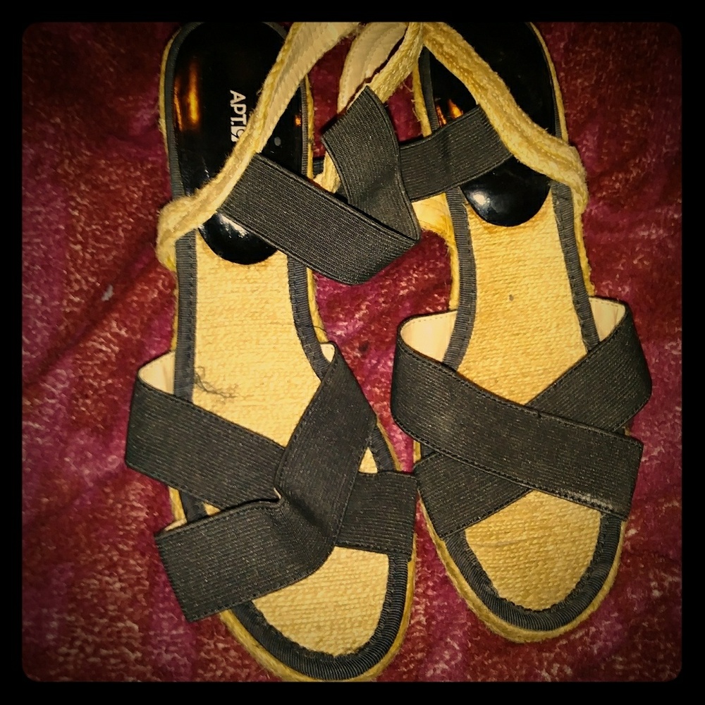 Apt 9 BLK & Tan Wedge Sandals